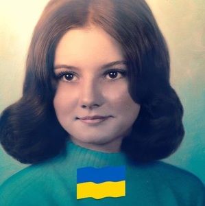 Meet your Posher, Gloria